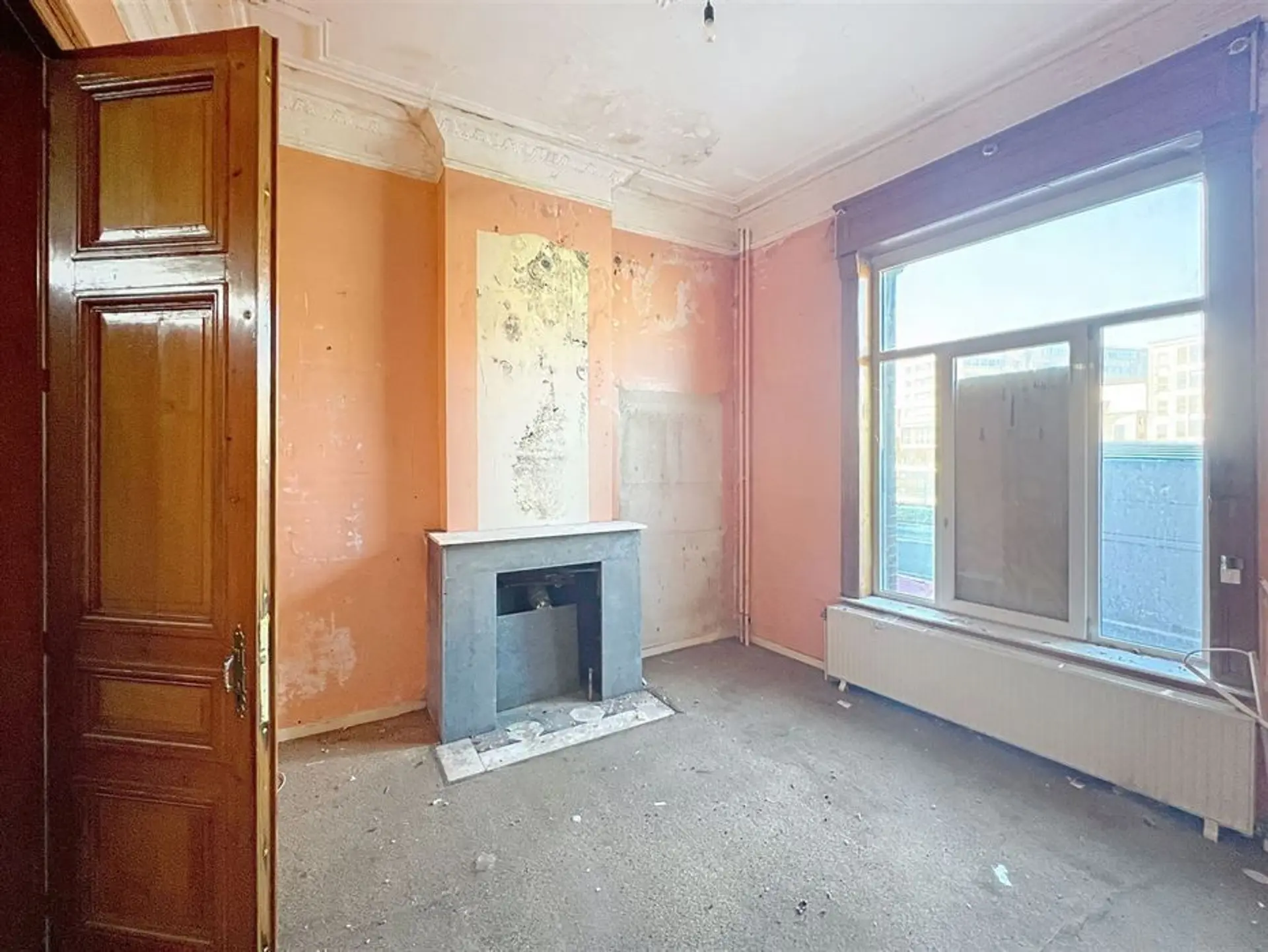 Entrée en maison de repos : vendre, louer ou garder le bien