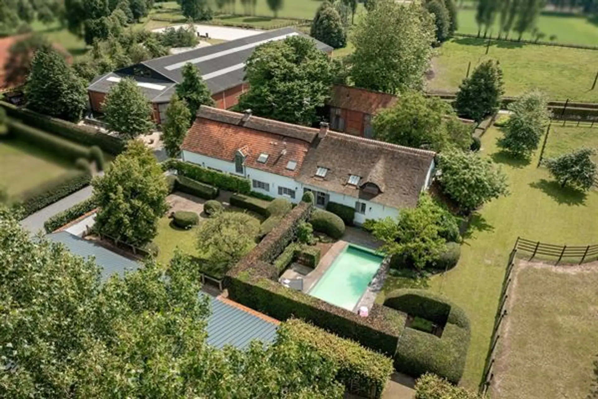 Exclusief, luxueus hippisch eigendom